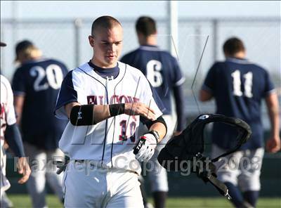Thumbnail 2 in Esparto vs. Vacaville Christian photogallery.