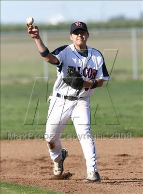 Thumbnail 1 in Esparto vs. Vacaville Christian photogallery.