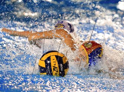 Thumbnail 2 in Grossmont vs. San Pasqual (CIF SDS D1 First Round) photogallery.