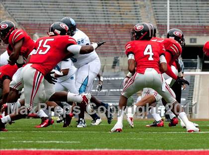 Thumbnail 2 in Camden County vs. Glenville (Kirk Herbstreit National Kickoff Classic) photogallery.