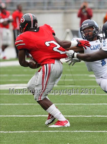 Thumbnail 1 in Camden County vs. Glenville (Kirk Herbstreit National Kickoff Classic) photogallery.