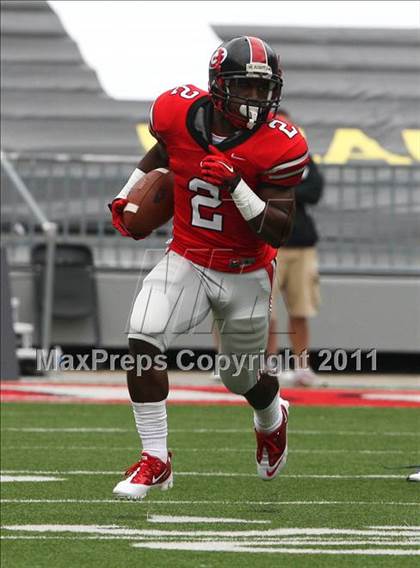 Thumbnail 1 in Camden County vs. Glenville (Kirk Herbstreit National Kickoff Classic) photogallery.