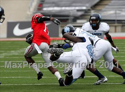 Thumbnail 3 in Camden County vs. Glenville (Kirk Herbstreit National Kickoff Classic) photogallery.