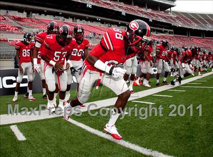 Thumbnail 3 in Camden County vs. Glenville (Kirk Herbstreit National Kickoff Classic) photogallery.