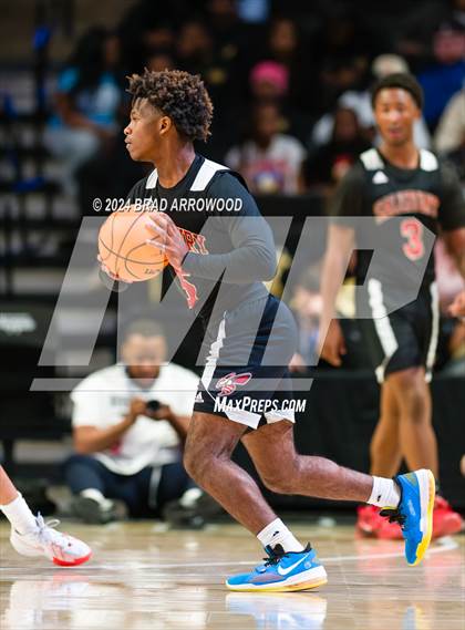 Thumbnail 2 in Salisbury vs Reidsville (NCHSAA 2A Regional Final) photogallery.