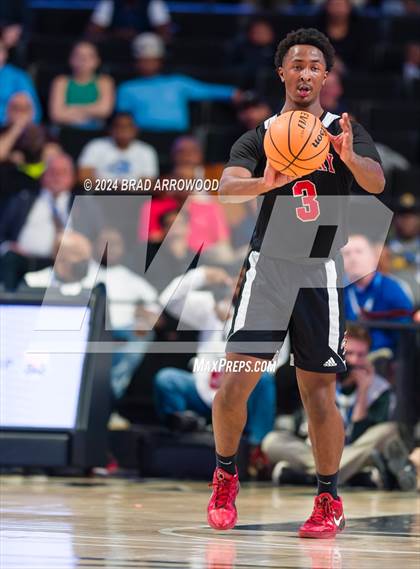 Thumbnail 3 in Salisbury vs Reidsville (NCHSAA 2A Regional Final) photogallery.