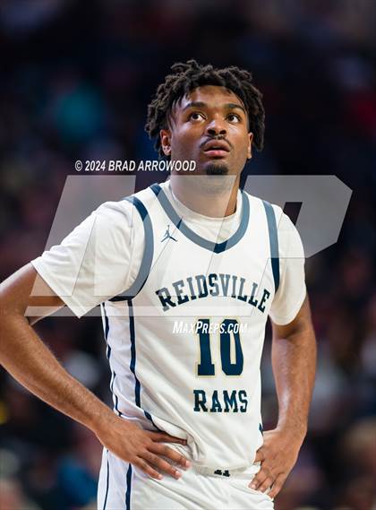 Thumbnail 2 in Salisbury vs Reidsville (NCHSAA 2A Regional Final) photogallery.