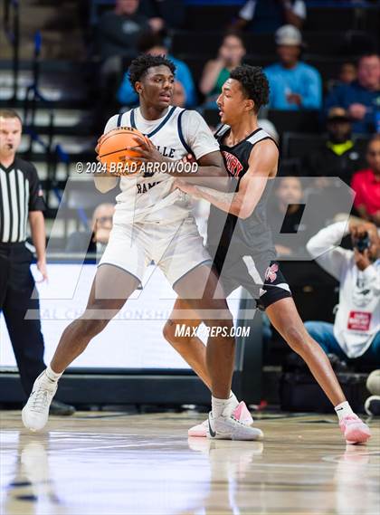 Thumbnail 3 in Salisbury vs Reidsville (NCHSAA 2A Regional Final) photogallery.