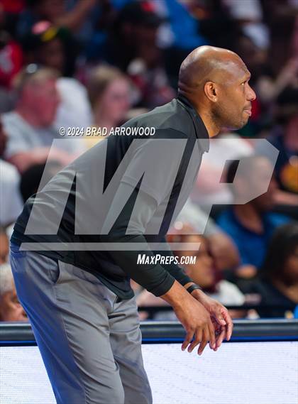 Thumbnail 2 in Salisbury vs Reidsville (NCHSAA 2A Regional Final) photogallery.