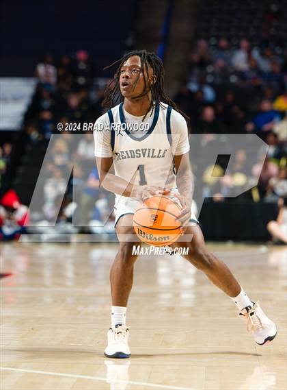 Thumbnail 1 in Salisbury vs Reidsville (NCHSAA 2A Regional Final) photogallery.