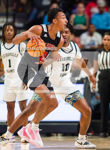 Thumbnail 1 in Salisbury vs Reidsville (NCHSAA 2A Regional Final) photogallery.