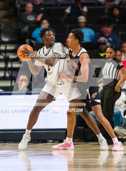 Thumbnail 3 in Salisbury vs Reidsville (NCHSAA 2A Regional Final) photogallery.