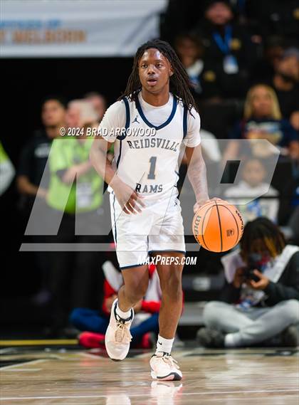 Thumbnail 2 in Salisbury vs Reidsville (NCHSAA 2A Regional Final) photogallery.