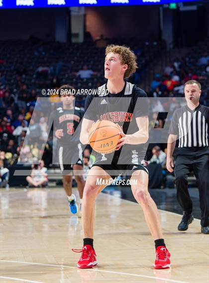 Thumbnail 1 in Salisbury vs Reidsville (NCHSAA 2A Regional Final) photogallery.