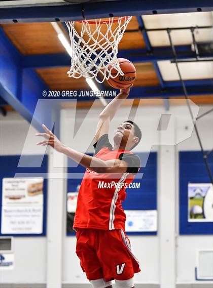 Thumbnail 3 in Dream City Christian vs. Veritas Prep of CA (Crush in the Valley) photogallery.
