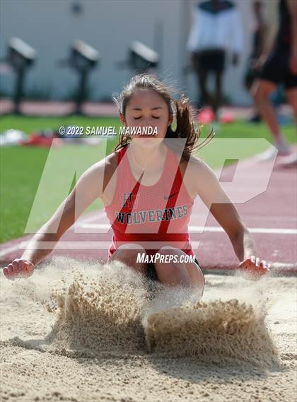 Thumbnail 3 in Mission League Finals photogallery.