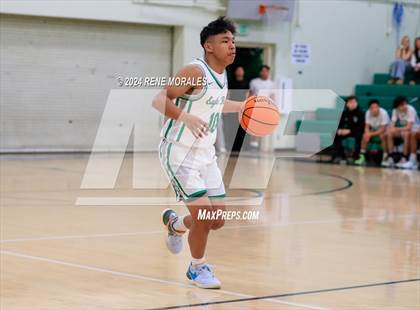 Thumbnail 2 in Marshall vs Eagle Rock photogallery.