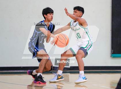 Thumbnail 3 in Marshall vs Eagle Rock photogallery.