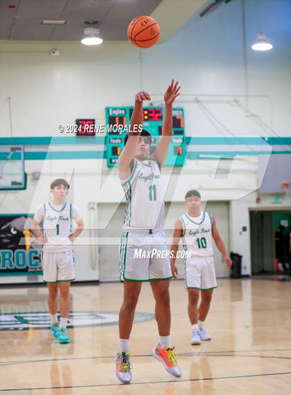 Thumbnail 1 in Marshall vs Eagle Rock photogallery.
