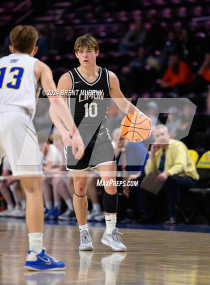 Thumbnail 2 in Simla vs. Limon (CHSAA 2A Final Four) photogallery.