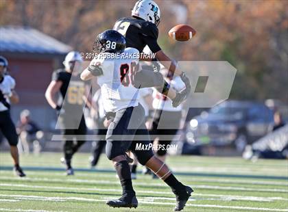 Thumbnail 1 in Malakoff vs. Gladewater (UIL 3A Regional Playoff) photogallery.