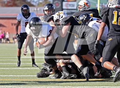 Thumbnail 2 in Malakoff vs. Gladewater (UIL 3A Regional Playoff) photogallery.