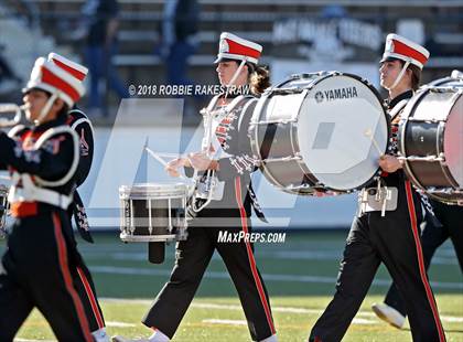 Thumbnail 3 in Malakoff vs. Gladewater (UIL 3A Regional Playoff) photogallery.