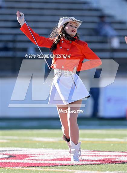 Thumbnail 3 in Malakoff vs. Gladewater (UIL 3A Regional Playoff) photogallery.