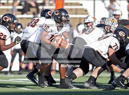 Thumbnail 2 in Malakoff vs. Gladewater (UIL 3A Regional Playoff) photogallery.