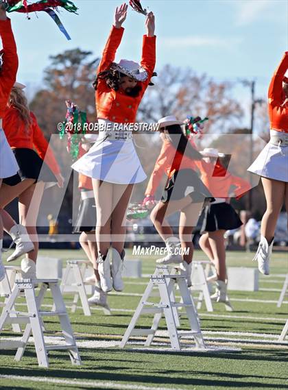 Thumbnail 1 in Malakoff vs. Gladewater (UIL 3A Regional Playoff) photogallery.