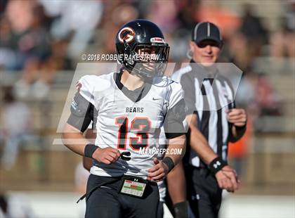 Thumbnail 2 in Malakoff vs. Gladewater (UIL 3A Regional Playoff) photogallery.
