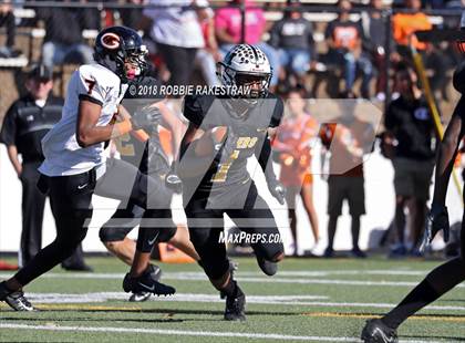 Thumbnail 1 in Malakoff vs. Gladewater (UIL 3A Regional Playoff) photogallery.