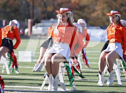 Thumbnail 2 in Malakoff vs. Gladewater (UIL 3A Regional Playoff) photogallery.