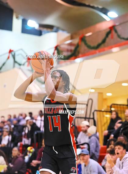 Thumbnail 2 in William Floyd @ Half Hollow Hills East (The Gary Charles Hoop Classic) photogallery.