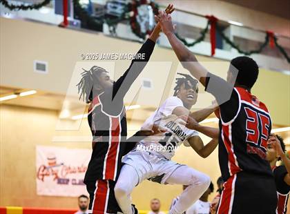 Thumbnail 2 in William Floyd @ Half Hollow Hills East (The Gary Charles Hoop Classic) photogallery.