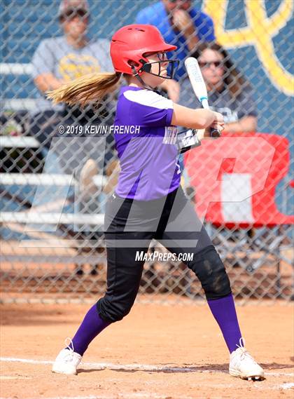 Thumbnail 2 in Northwest Christian vs. Saguaro (Cool Nights Tournament) photogallery.