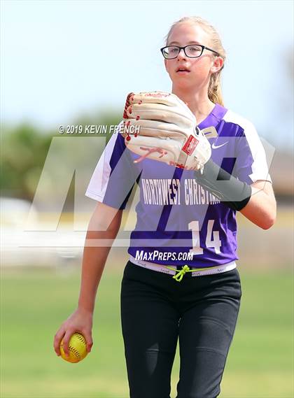 Thumbnail 3 in Northwest Christian vs. Saguaro (Cool Nights Tournament) photogallery.