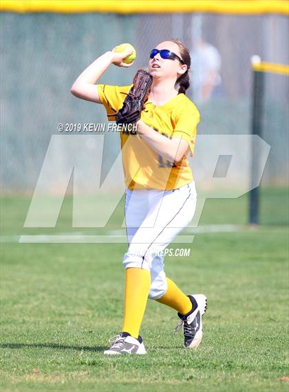 Thumbnail 3 in Northwest Christian vs. Saguaro (Cool Nights Tournament) photogallery.
