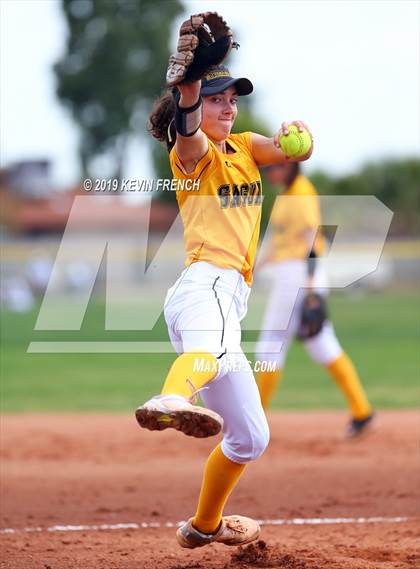 Thumbnail 2 in Northwest Christian vs. Saguaro (Cool Nights Tournament) photogallery.