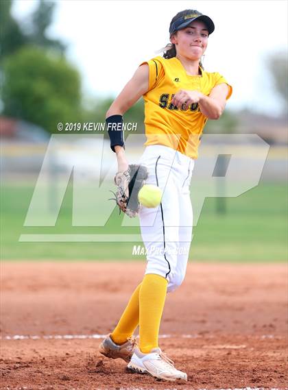 Thumbnail 3 in Northwest Christian vs. Saguaro (Cool Nights Tournament) photogallery.