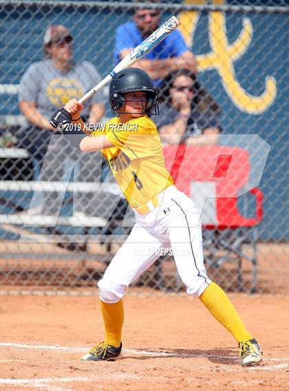 Thumbnail 3 in Northwest Christian vs. Saguaro (Cool Nights Tournament) photogallery.