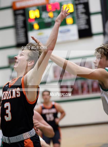 Thumbnail 3 in Grand Saline vs Mabank photogallery.