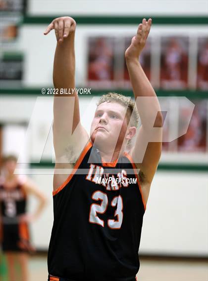Thumbnail 3 in Grand Saline vs Mabank photogallery.