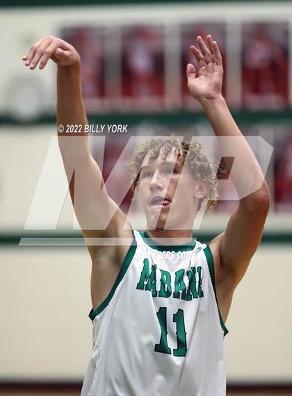 Thumbnail 1 in Grand Saline vs Mabank photogallery.