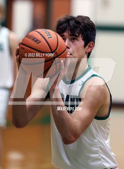 Thumbnail 1 in Grand Saline vs Mabank photogallery.