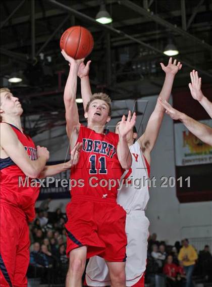 Thumbnail 2 in Trinity vs. Liberty Christian (CIF NS D5 Final) photogallery.