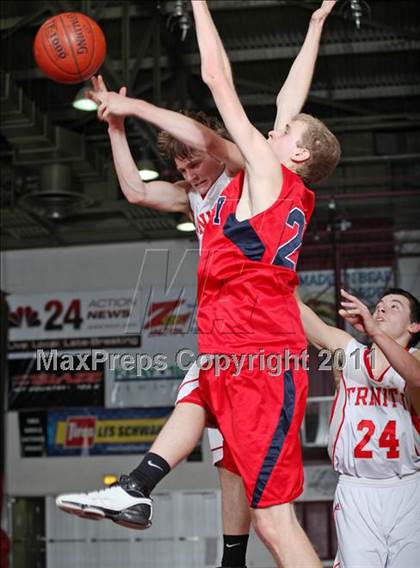 Thumbnail 3 in Trinity vs. Liberty Christian (CIF NS D5 Final) photogallery.