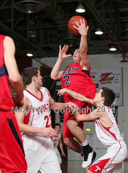 Thumbnail 1 in Trinity vs. Liberty Christian (CIF NS D5 Final) photogallery.