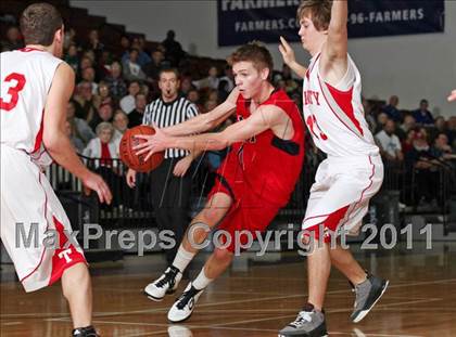 Thumbnail 2 in Trinity vs. Liberty Christian (CIF NS D5 Final) photogallery.