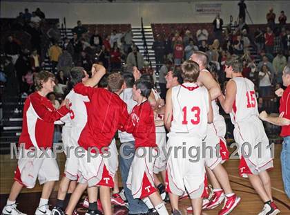 Thumbnail 2 in Trinity vs. Liberty Christian (CIF NS D5 Final) photogallery.
